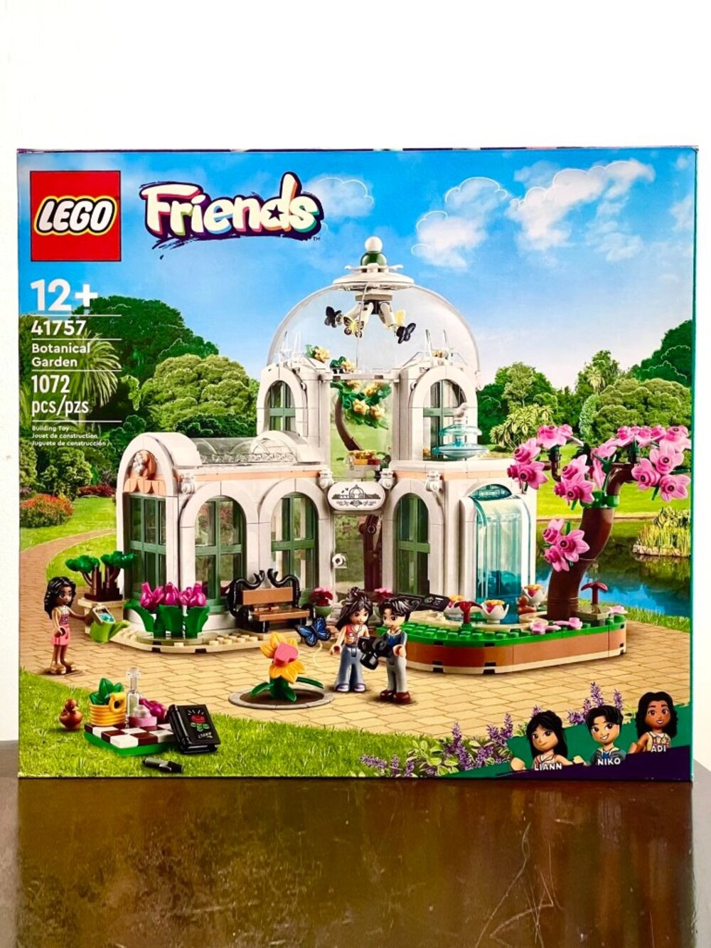 LEGO Friends 41757 Botanical Garden Building Toy Set NIB in Hand
